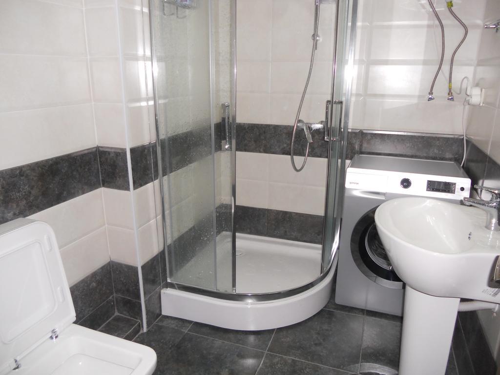 Apartamento Orbi Sea Towers Block G Batumi Exterior foto