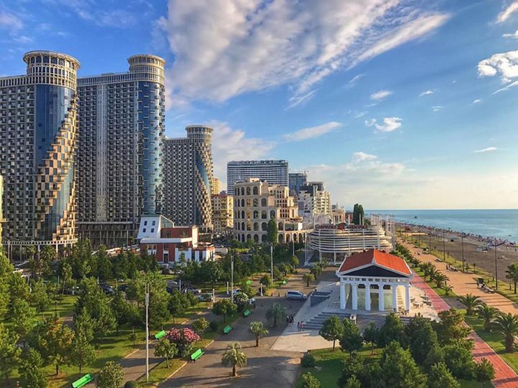 Apartamento Orbi Sea Towers Block G Batumi Exterior foto